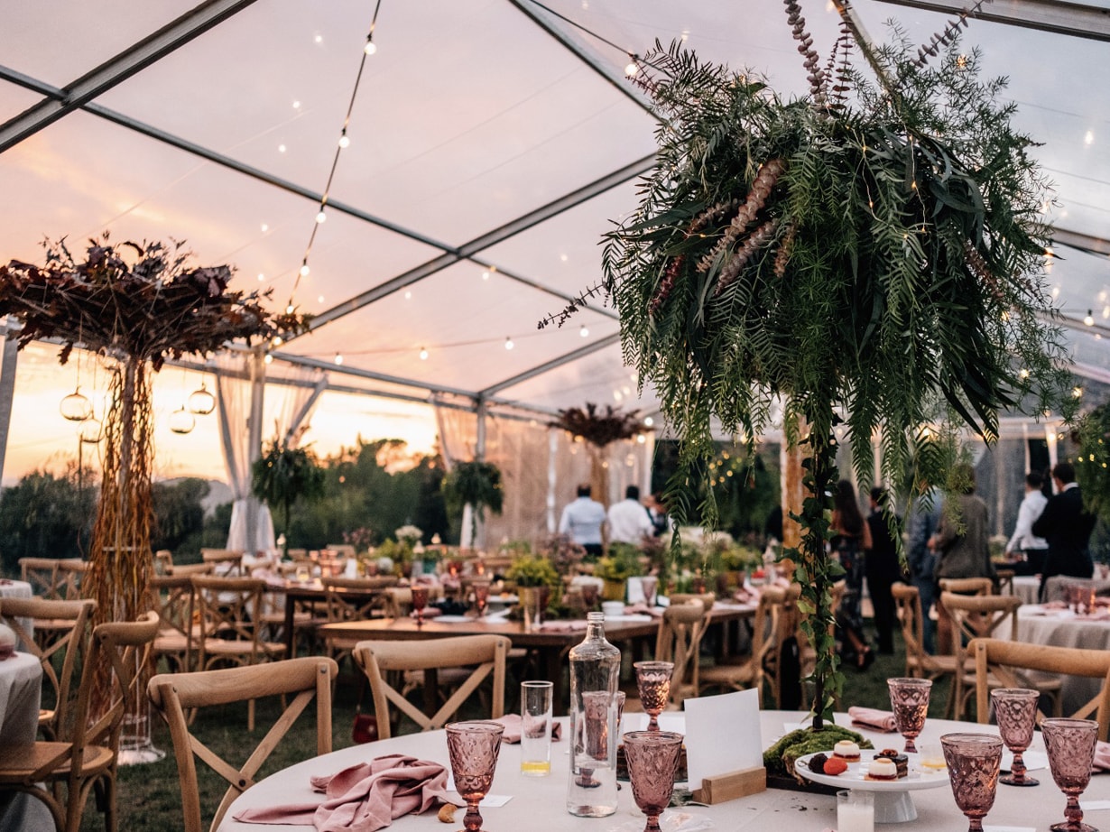 ¿Que tener en cuenta antes de alquilar una carpa para un evento?